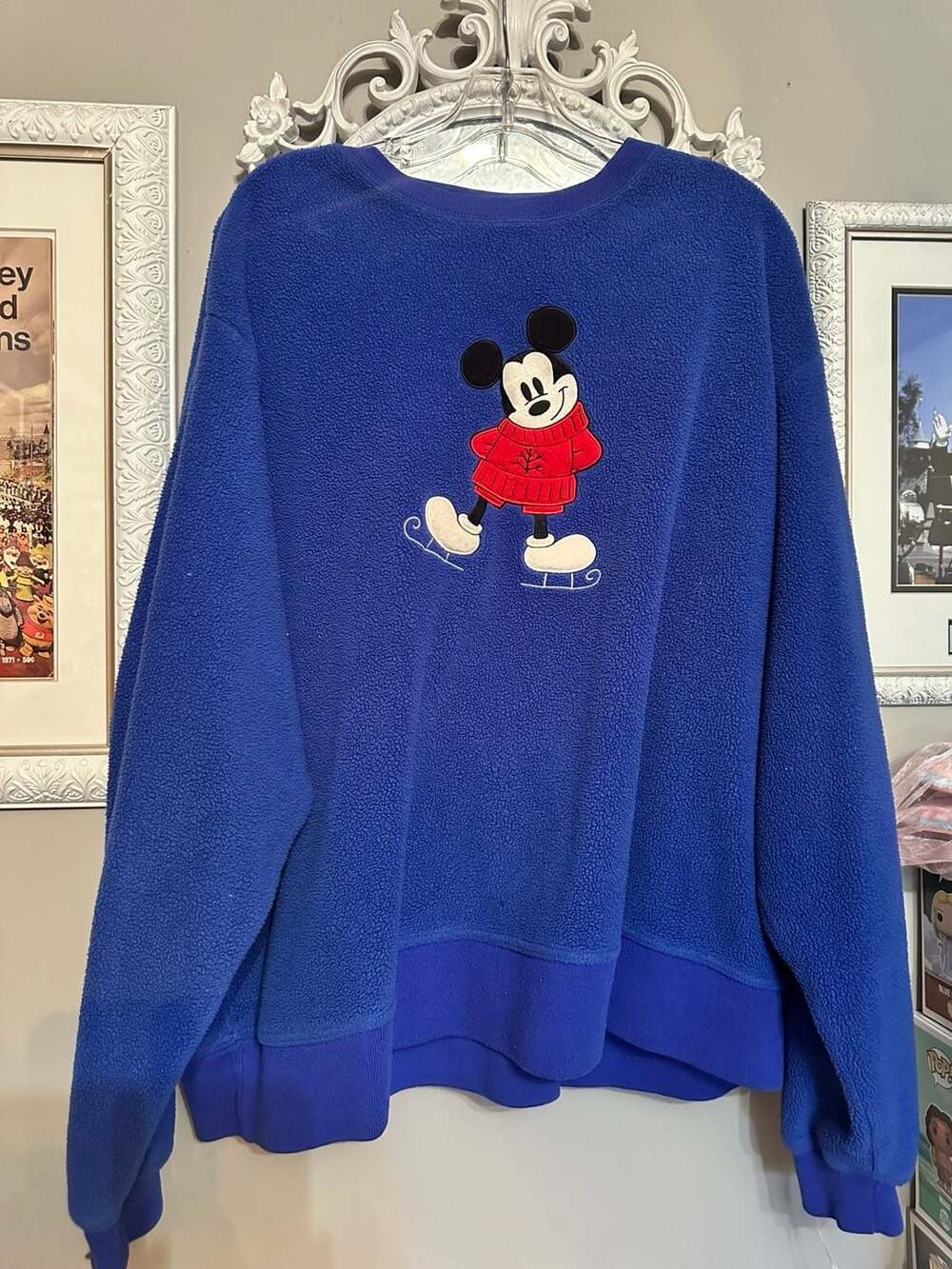 Disney Store Mickey Mouse Fleece Sweatshirt Size XL Blue Ice Skating